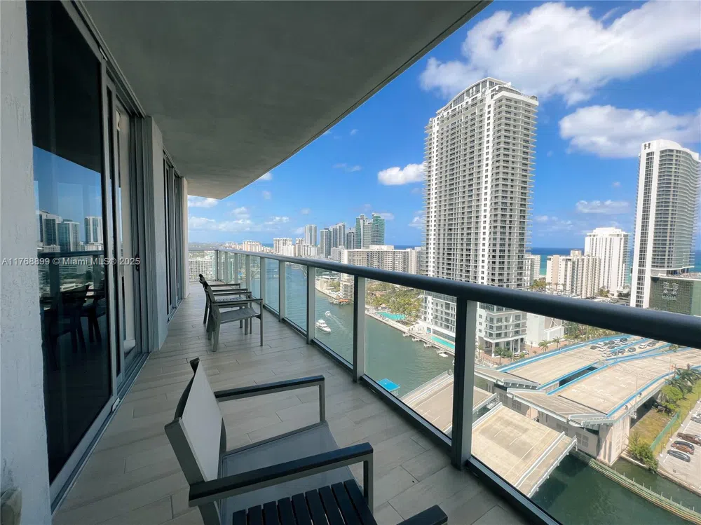 2600 E Hallandale Beach Blvd #T2202 Hallandale Beach, FL 33009
