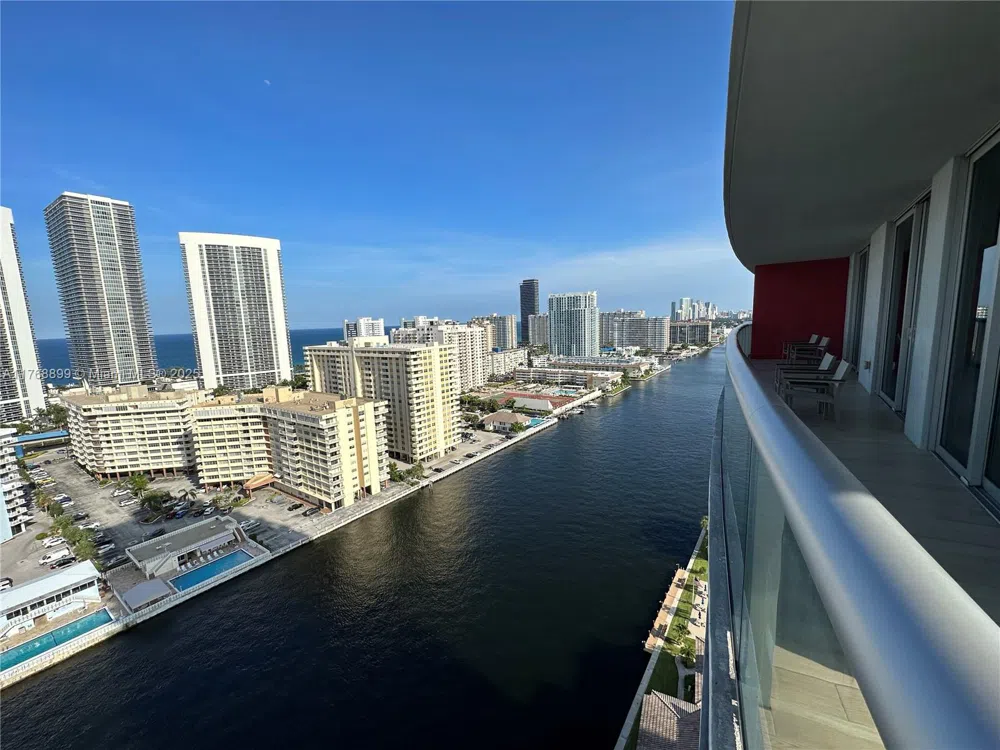 2600 E Hallandale Beach Blvd #T2202 Hallandale Beach, FL 33009