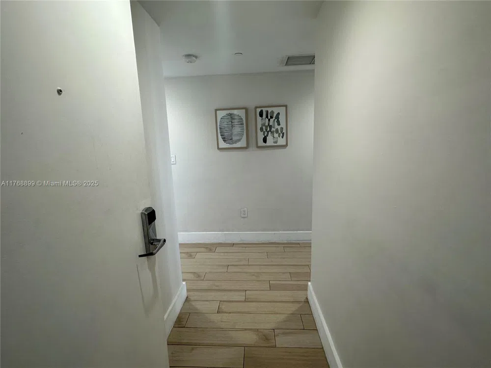 2600 E Hallandale Beach Blvd #T2202 Hallandale Beach, FL 33009