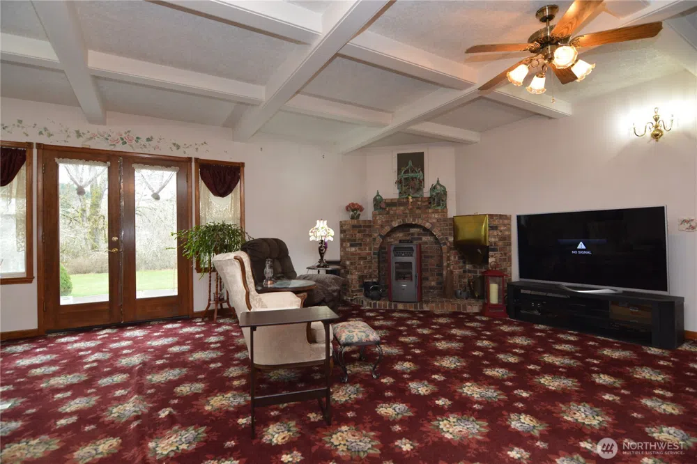 1397 State Route 506 Vader, WA 98593