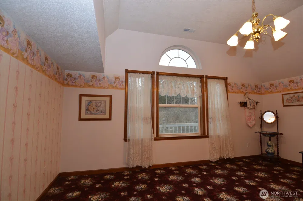 1397 State Route 506 Vader, WA 98593