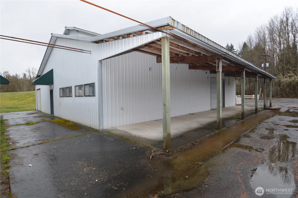 1397 State Route 506 Vader, WA 98593