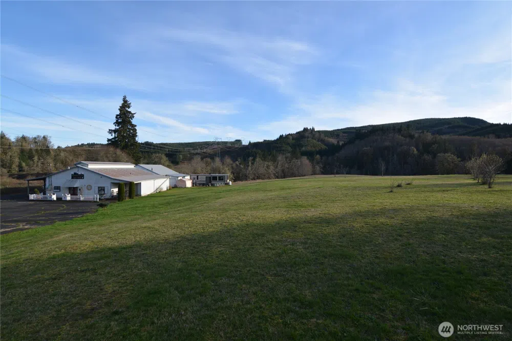 1397 State Route 506 Vader, WA 98593