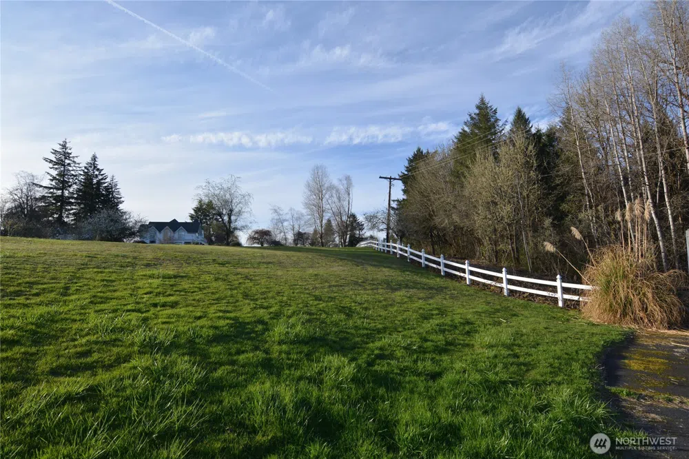 1397 State Route 506 Vader, WA 98593