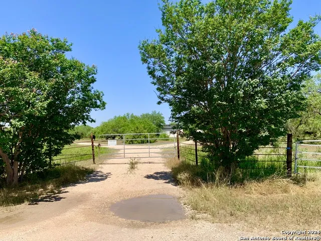 4703 Scenic Lake Dr Schertz, TX 78154
