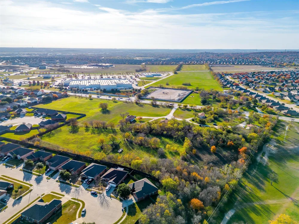 1101 E Main Street Crowley, TX 76036