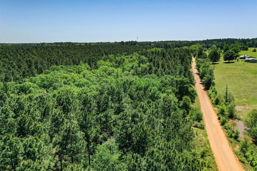 18 Cr 1050 Crockett, TX 75835