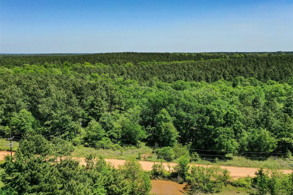 18 Cr 1050 Crockett, TX 75835
