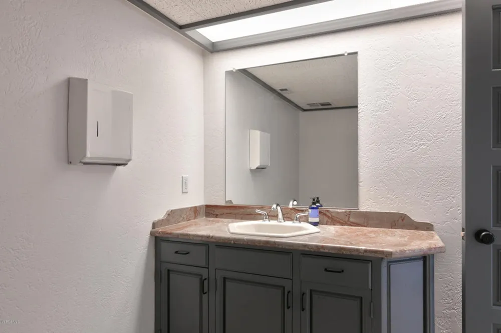 4125 Market Street #9 Ventura, CA 93003