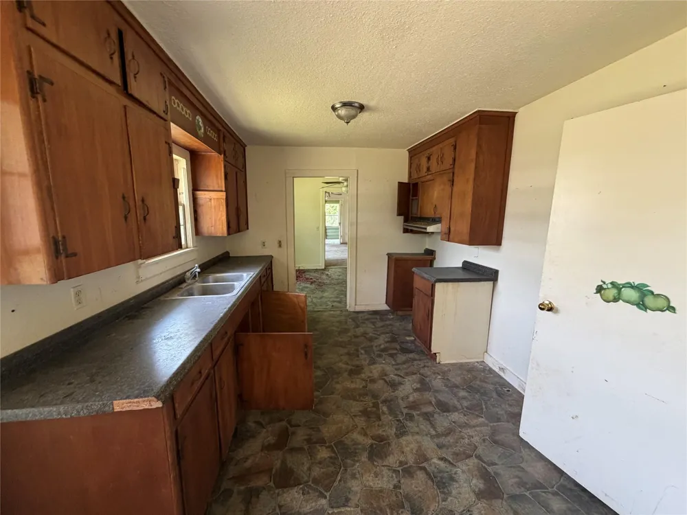 509 E Martin Luther King Boulevard Jasper, TX 75951