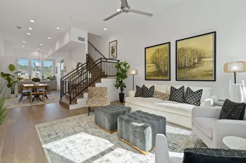 2505 Bluebonnet Lane #3
