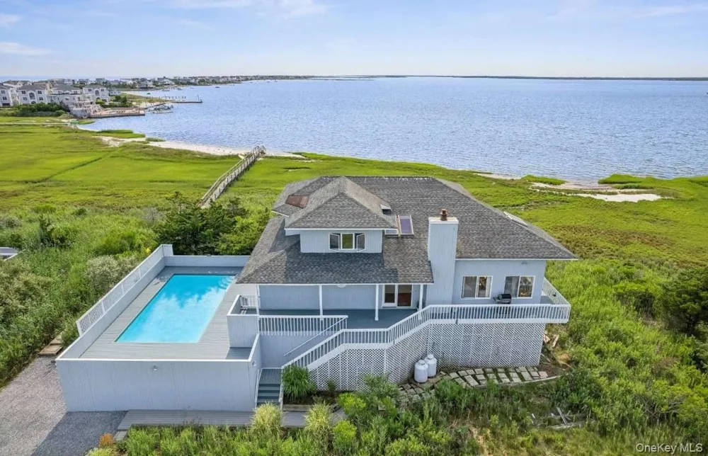 552 Dune Road Westhampton, NY 11977