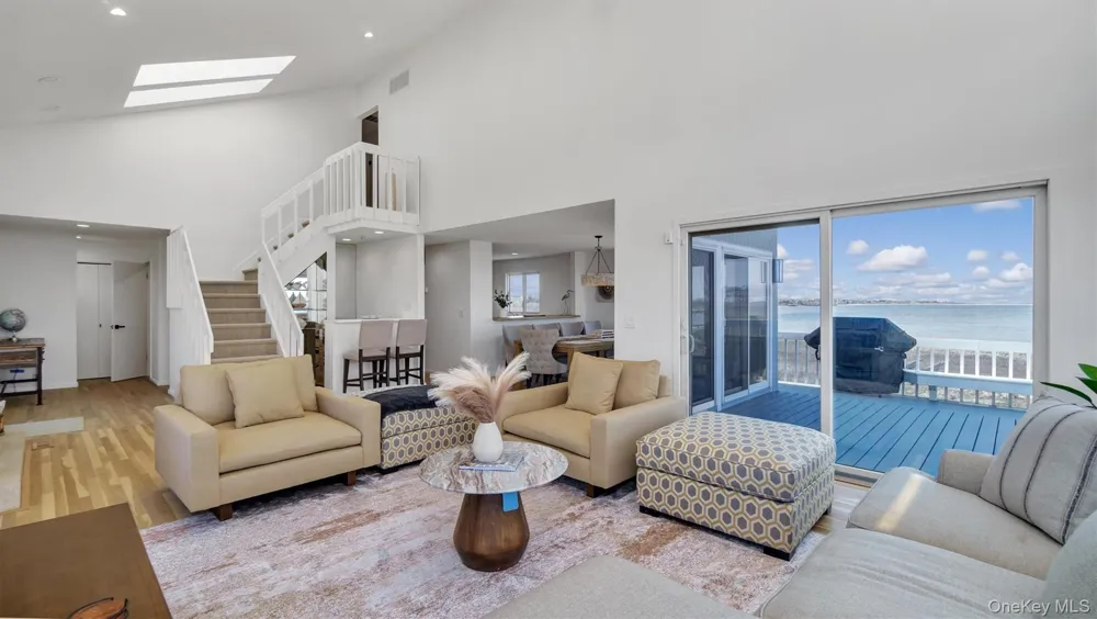 552 Dune Road Westhampton, NY 11977