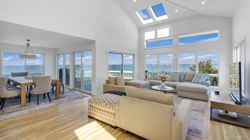 552 Dune Road Westhampton, NY 11977