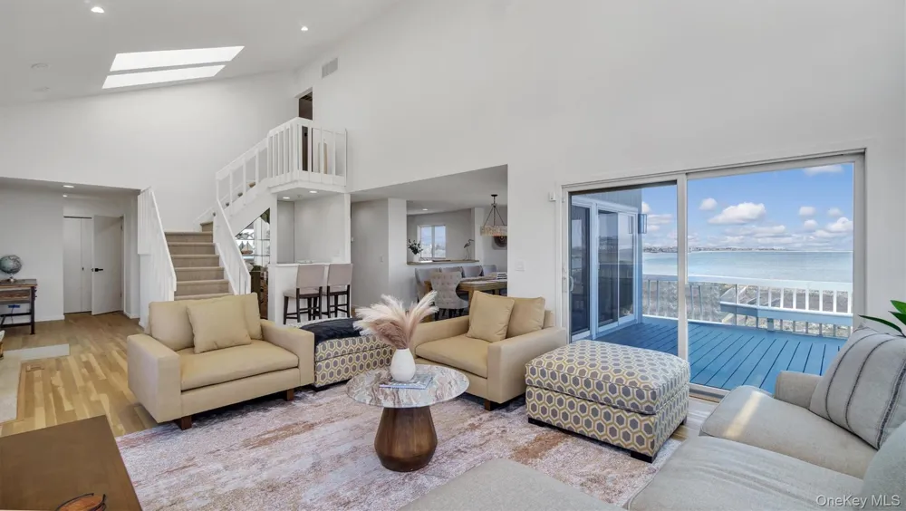 552 Dune Road Westhampton, NY 11977