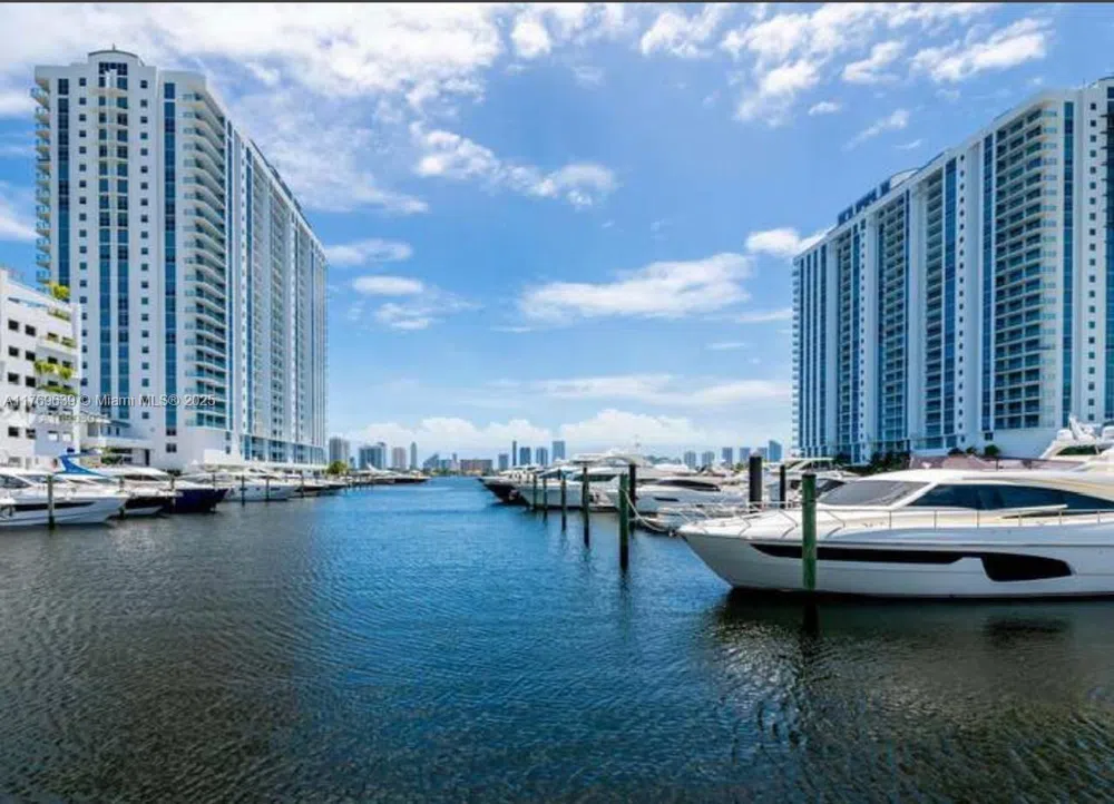 17211 Biscayne Blvd BS-10 North Miami Beach, FL 33160