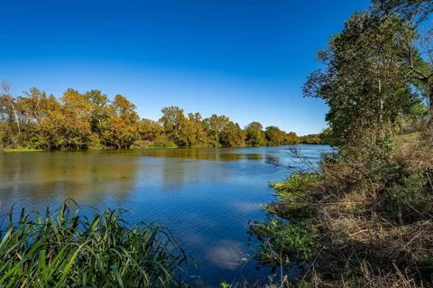 4 Fayette Shores Cove