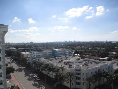 9201 Collins Ave #1021