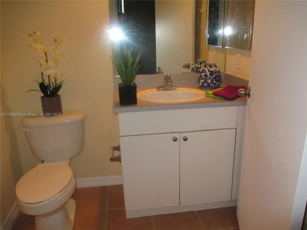 9201 Collins Ave #1021 Surfside, FL 33154