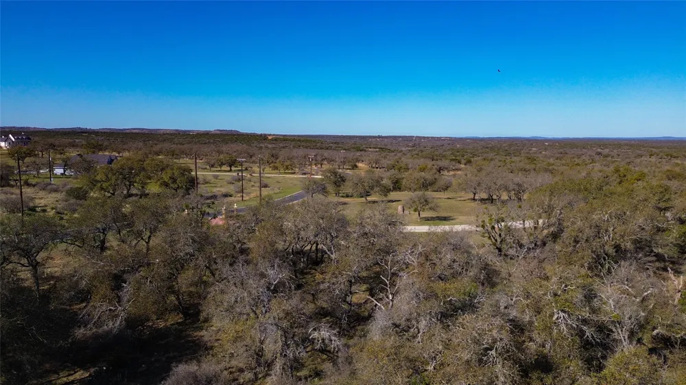 20 Comanche Ridge Round Mountain, TX 78663
