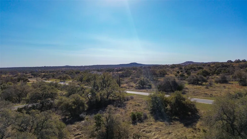 20 Comanche Ridge Round Mountain, TX 78663