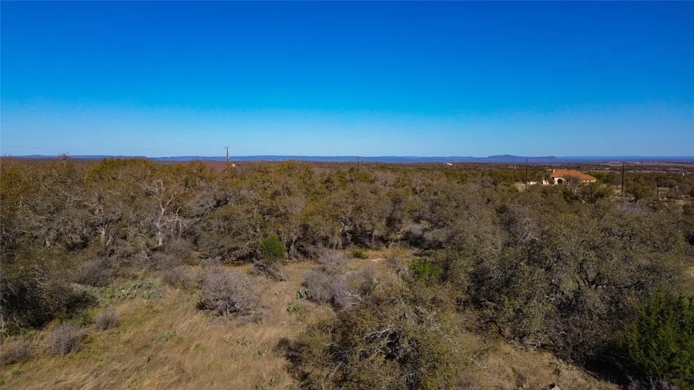 20 Comanche Ridge Round Mountain, TX 78663