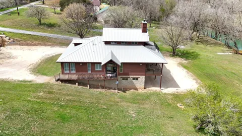 398 Redbird Lane