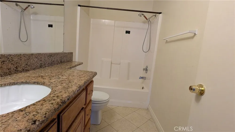 1735 E Washington Street #G22 Colton, CA 92324