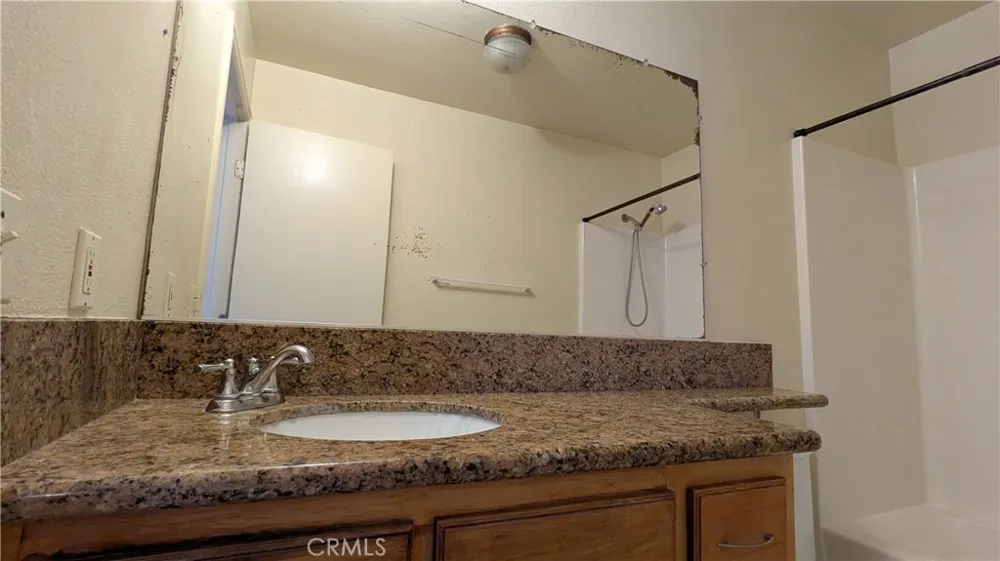 1735 E Washington Street #G22 Colton, CA 92324