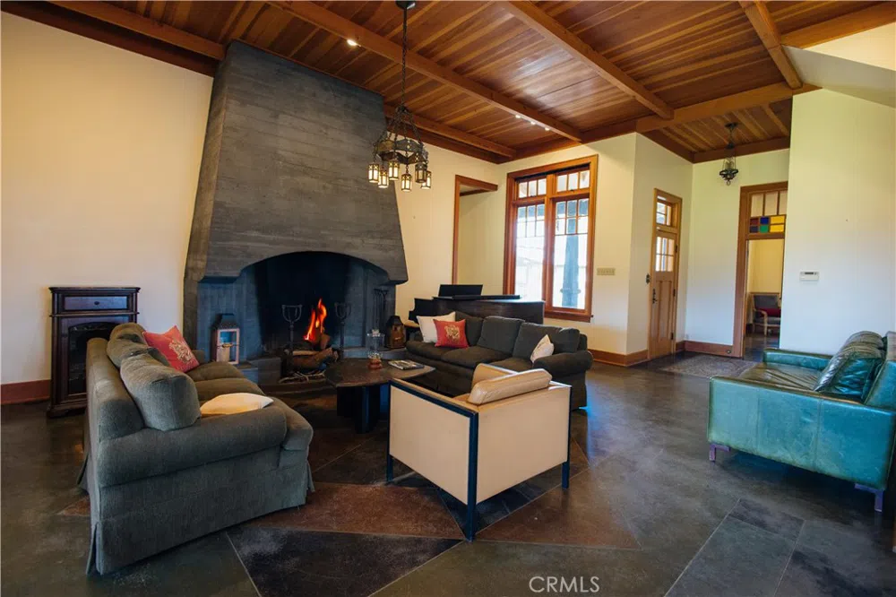 1001 Silverado Trail South St Helena, CA 94574