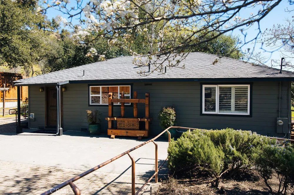 1001 Silverado Trail South St Helena, CA 94574