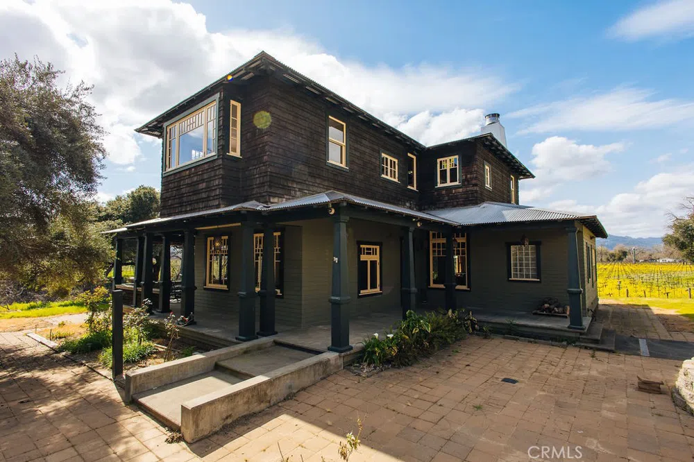 1001 Silverado Trail South St Helena, CA 94574