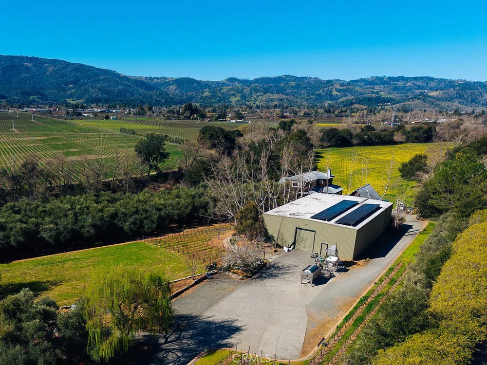 1001 Silverado Trail South St Helena, CA 94574