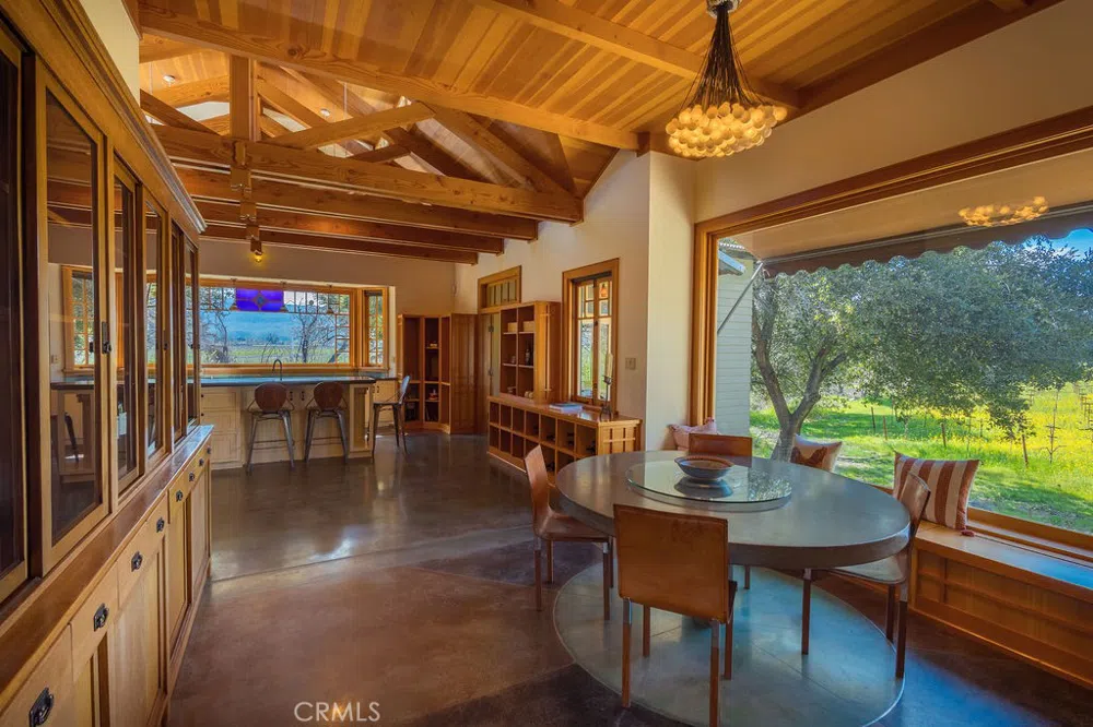 1001 Silverado Trail South St Helena, CA 94574