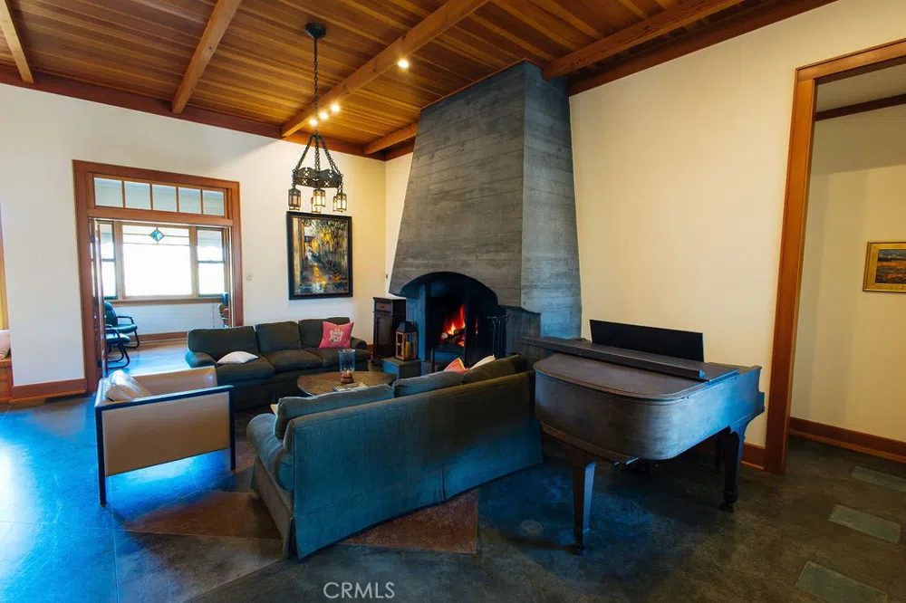 1001 Silverado Trail South St Helena, CA 94574