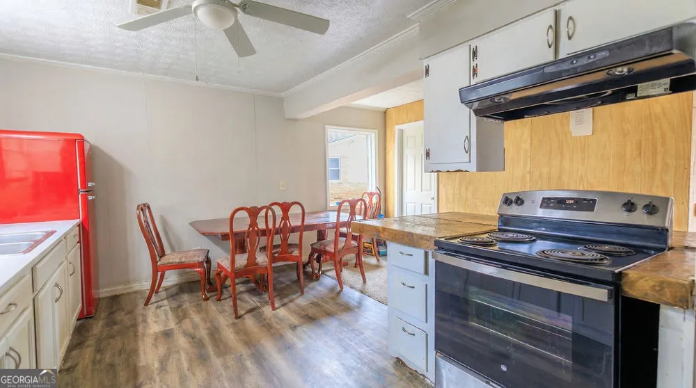 251 Killian ST Canton, GA 30114