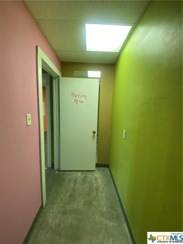 215 W Adams Avenue Port O'Connor, TX 77982