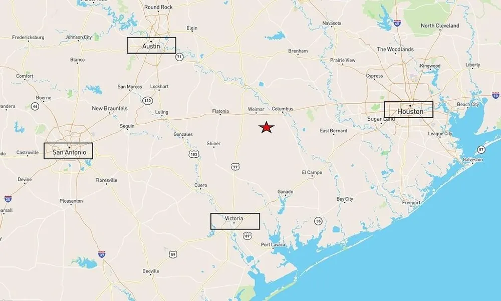 1883 County Road 273 Weimar, TX 78962