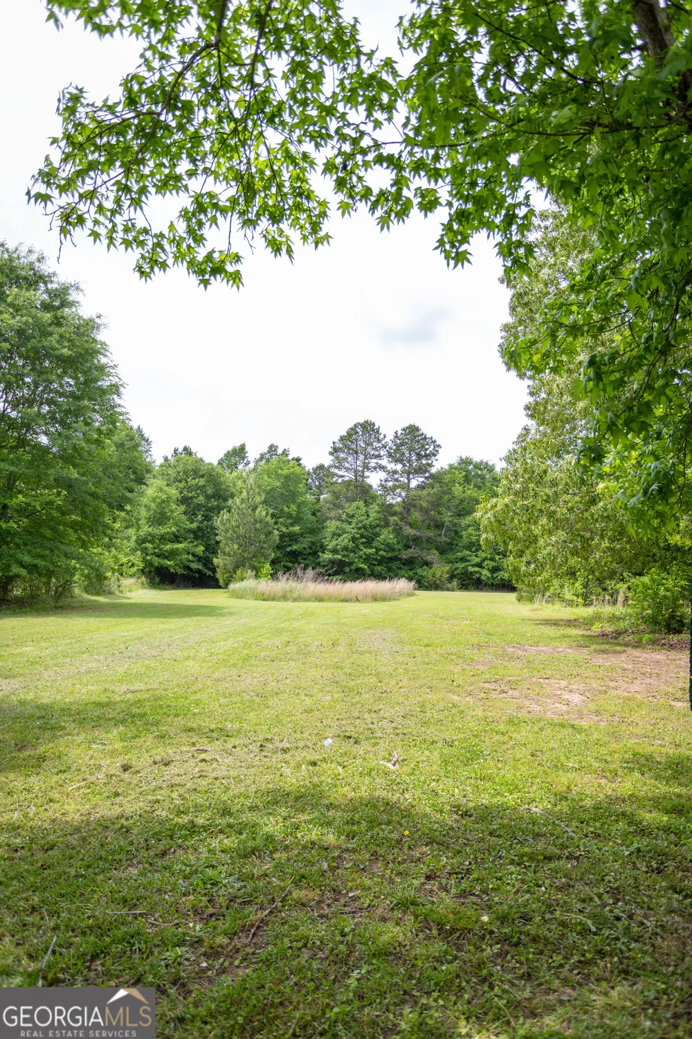 1073 WE King RD Commerce, GA 30530