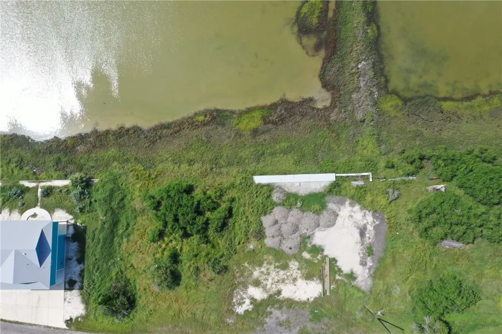 455 Egery Island Road Taft, TX 78390