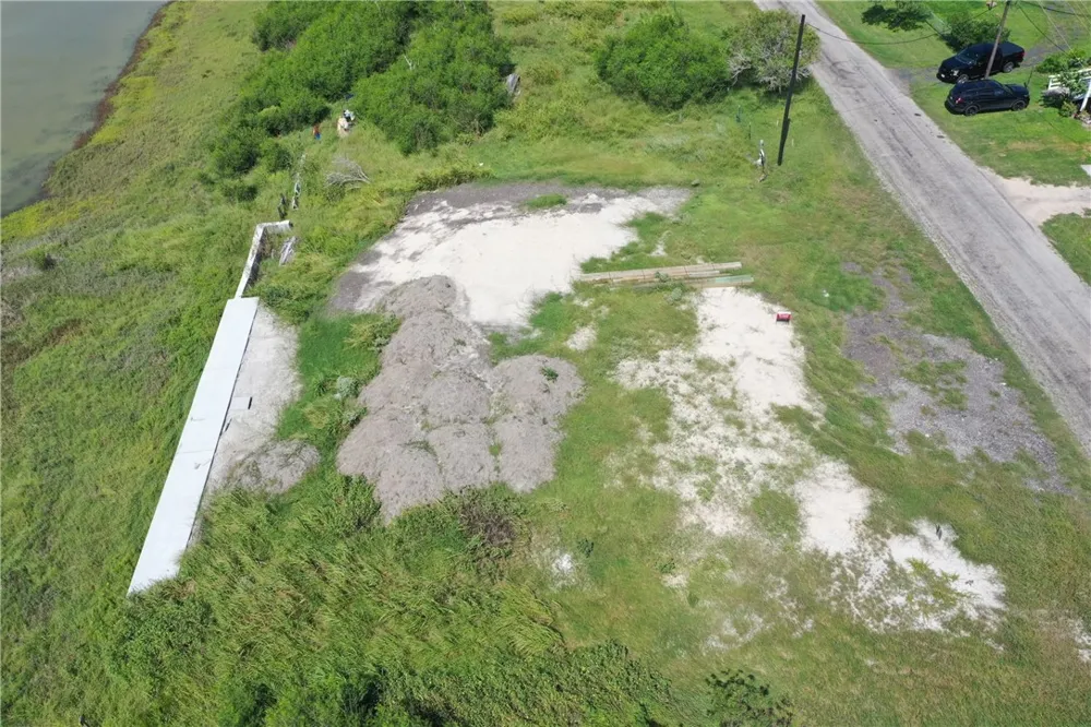 455 Egery Island Road Taft, TX 78390