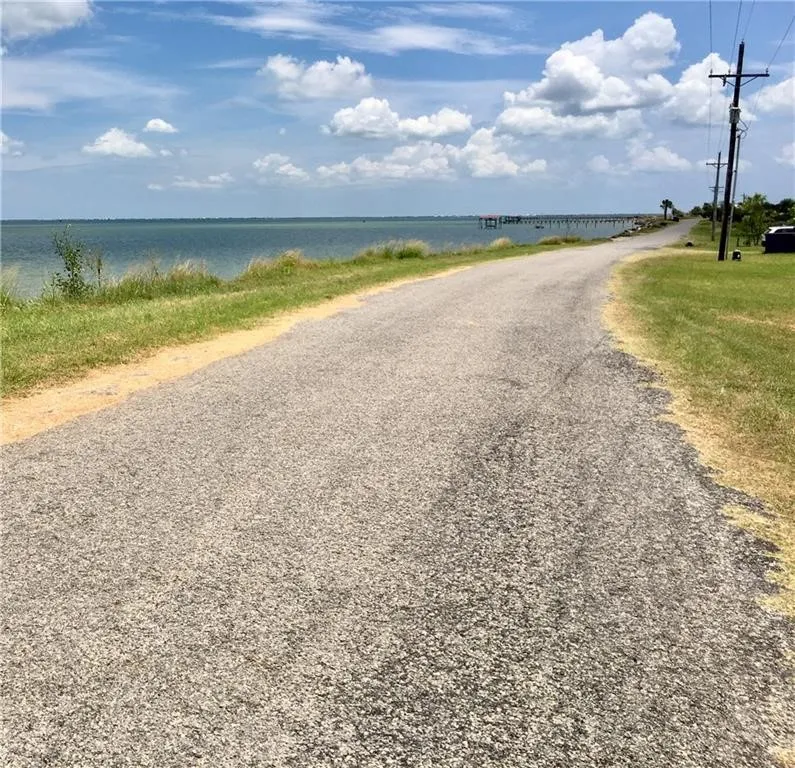 455 Egery Island Road Taft, TX 78390