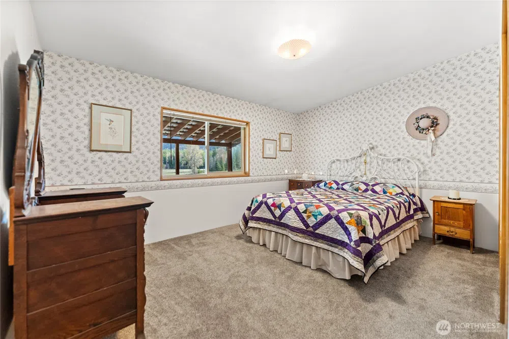 1027 Twisp River Road Twisp, WA 98856