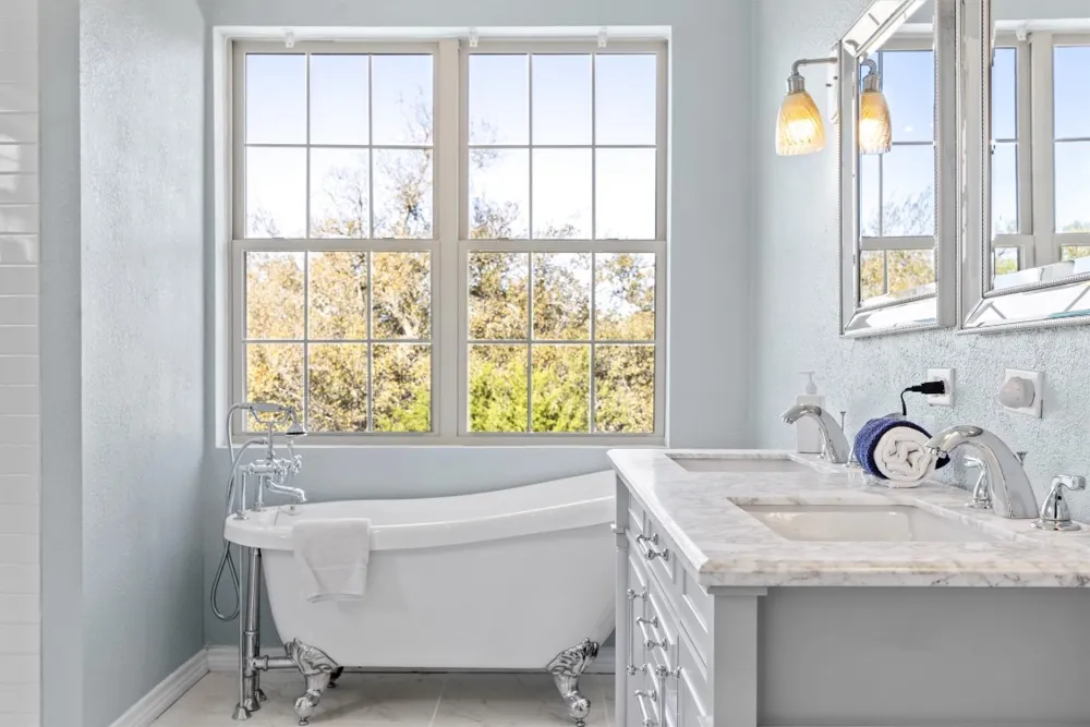 1119 Stoneyridge Drive Canyon Lake, TX 78133