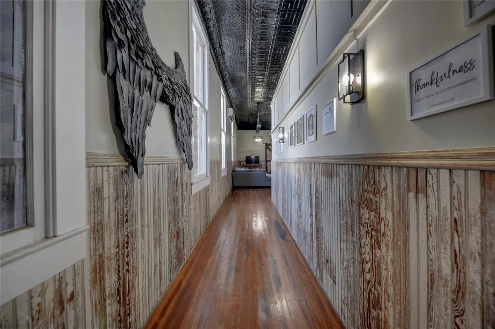 103 Main #B Moulton, TX 77975
