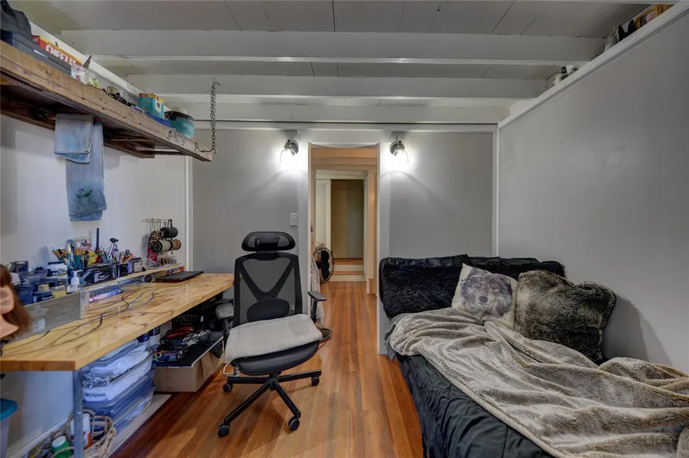 103 Main #B Moulton, TX 77975