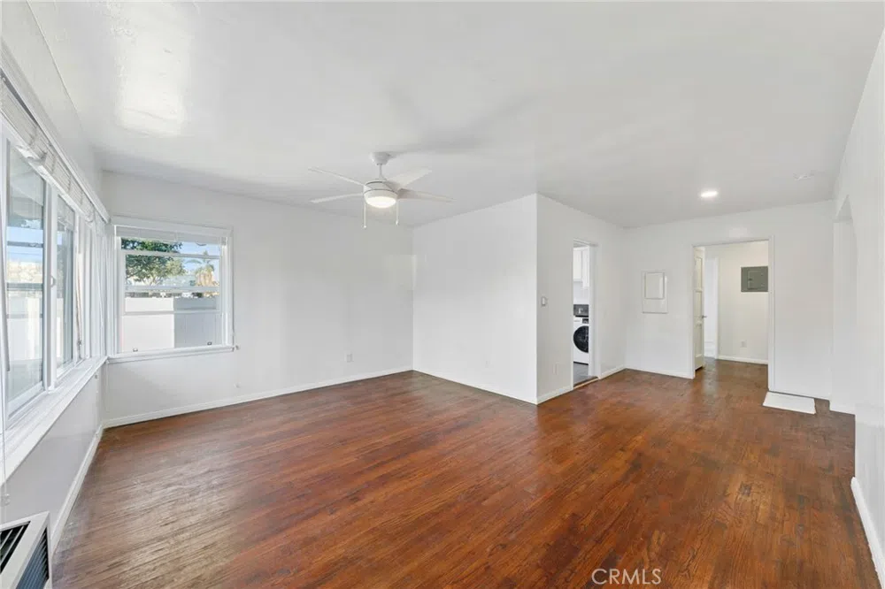5120 E Livingston Drive Long Beach, CA 90803