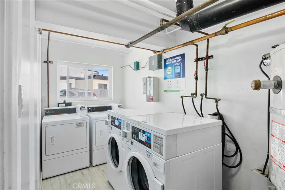 5120 E Livingston Drive Long Beach, CA 90803