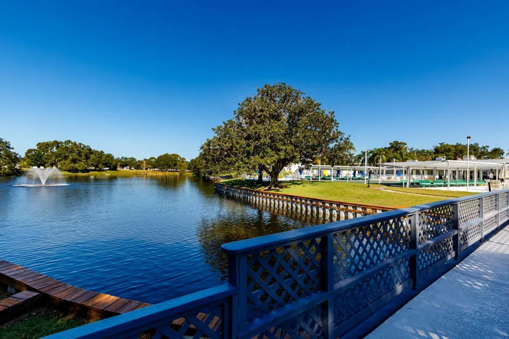 11200 86TH AVENUE #202 Seminole, FL 33772