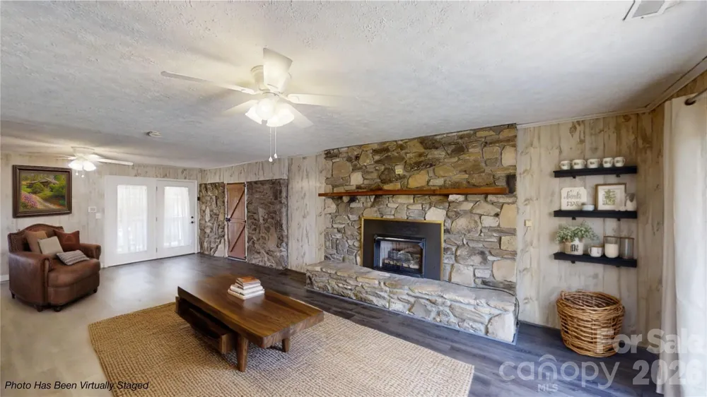 1567 Newfound Road Leicester, NC 28748